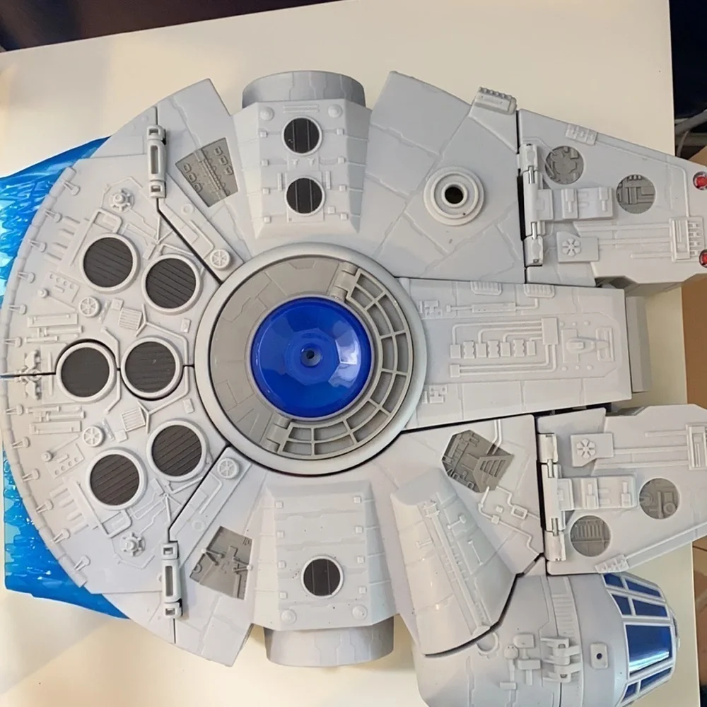 2017 Star Wars Hasbro Playschool Galactic Heroes Millennium Falcon Fighter Ship
